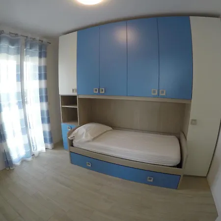 Apartman Trilocale Con Piscina - Agenzia Cocal Caorle