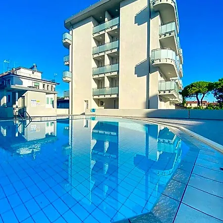Appartamento Trilocale Con Piscina - Agenzia Cocal